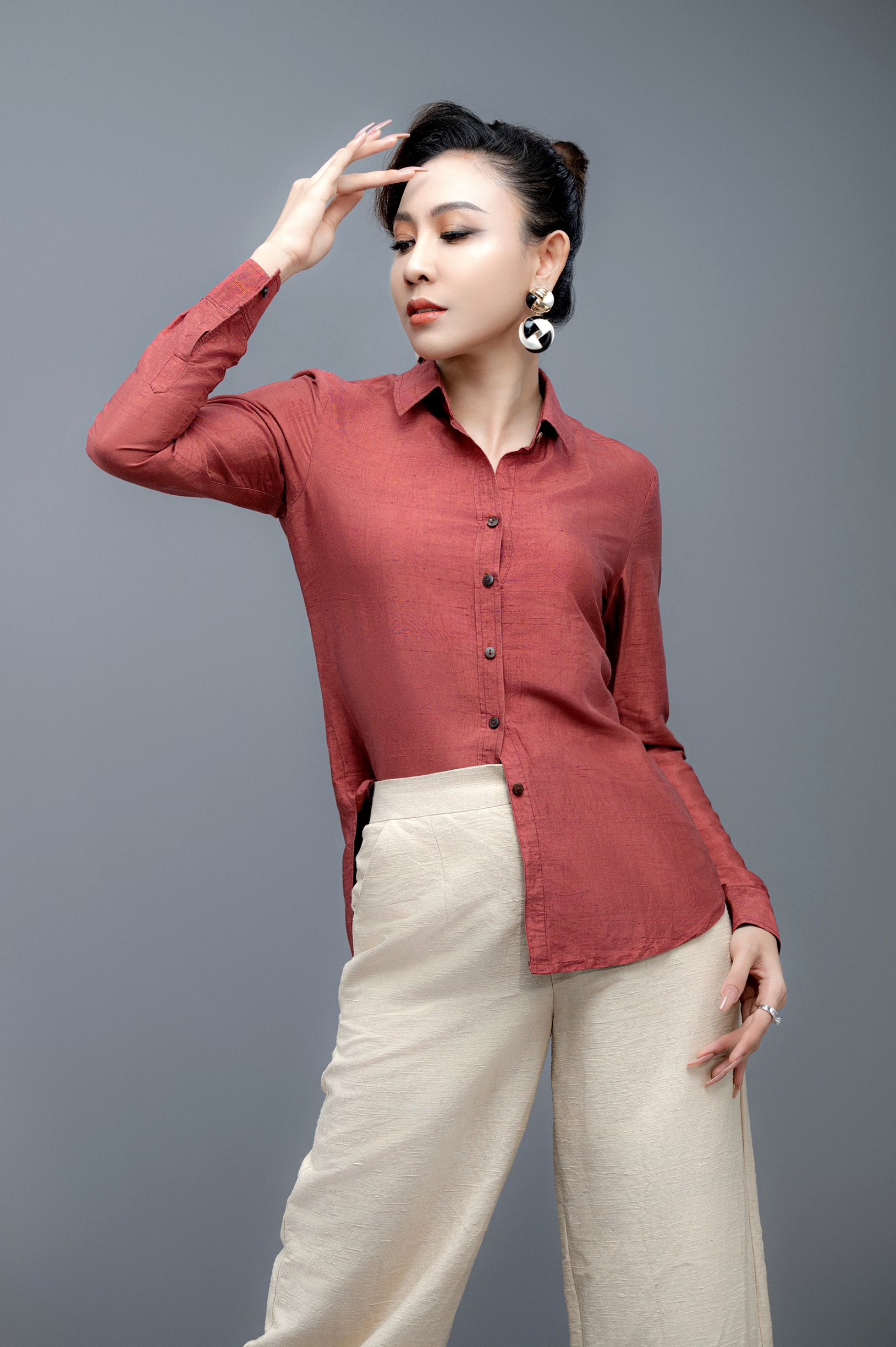 Silk t-shirt for delicate women/ red